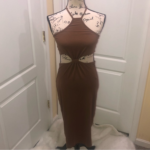 Halter Midi Dress- size large- NWT- $30 - Picture 2 of 8